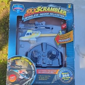 SkyScrambler Wireless Indoor Helicopter - Yellow and White by